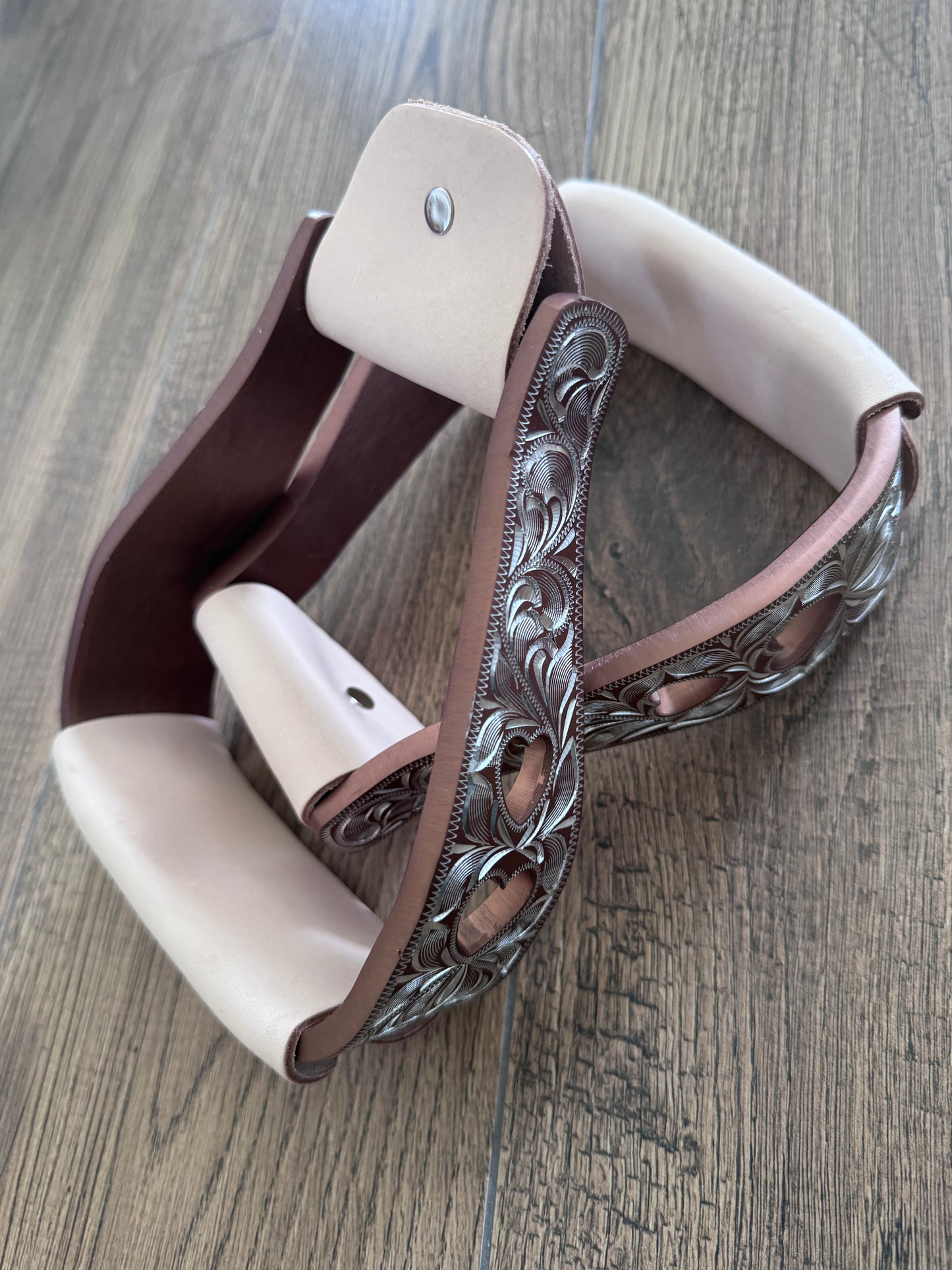 Strzemiona rose gold